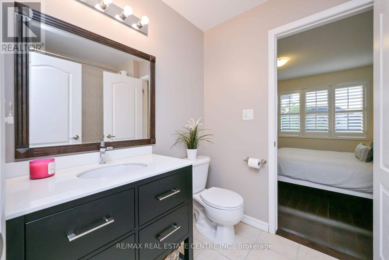 389 Potts Terrace, Milton, Ontario  L9T 0X5 - Photo 23 - W12397236