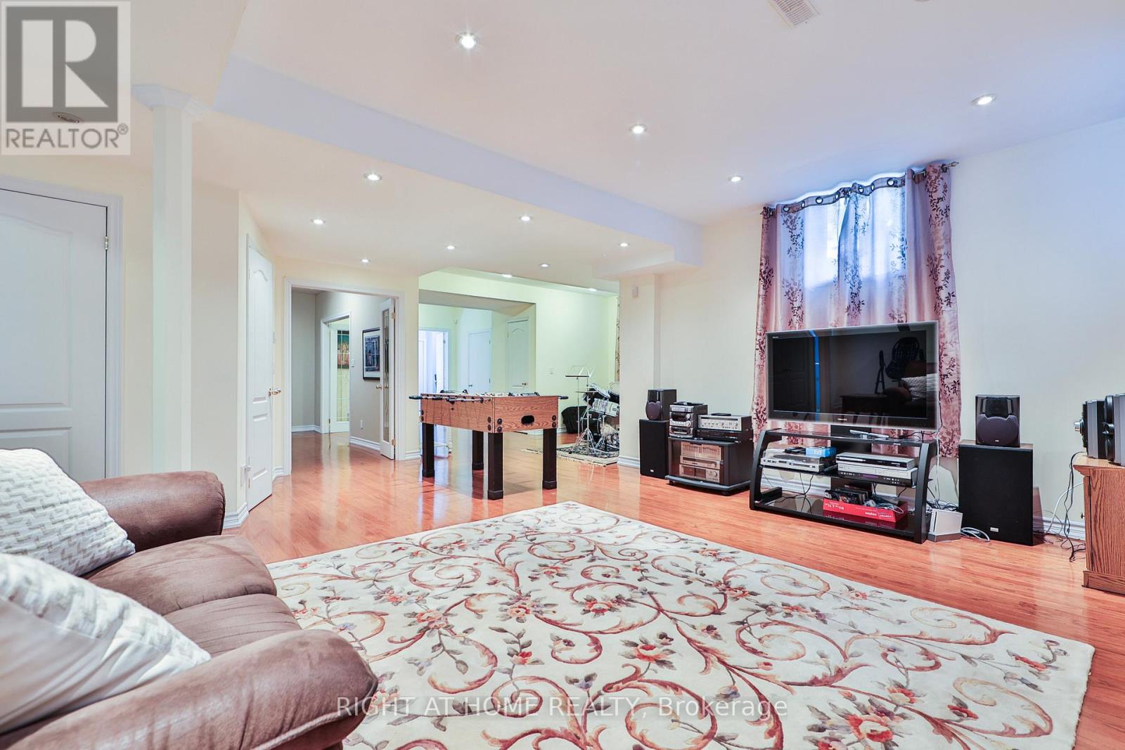 2435 Valley Forest Way, Oakville, Ontario  L6H 6W9 - Photo 38 - W12397259
