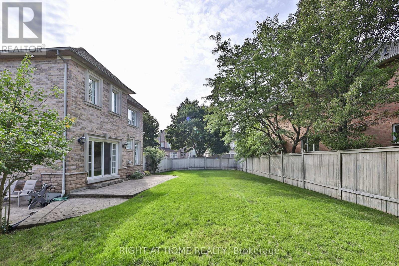 2435 Valley Forest Way, Oakville, Ontario  L6H 6W9 - Photo 49 - W12397259
