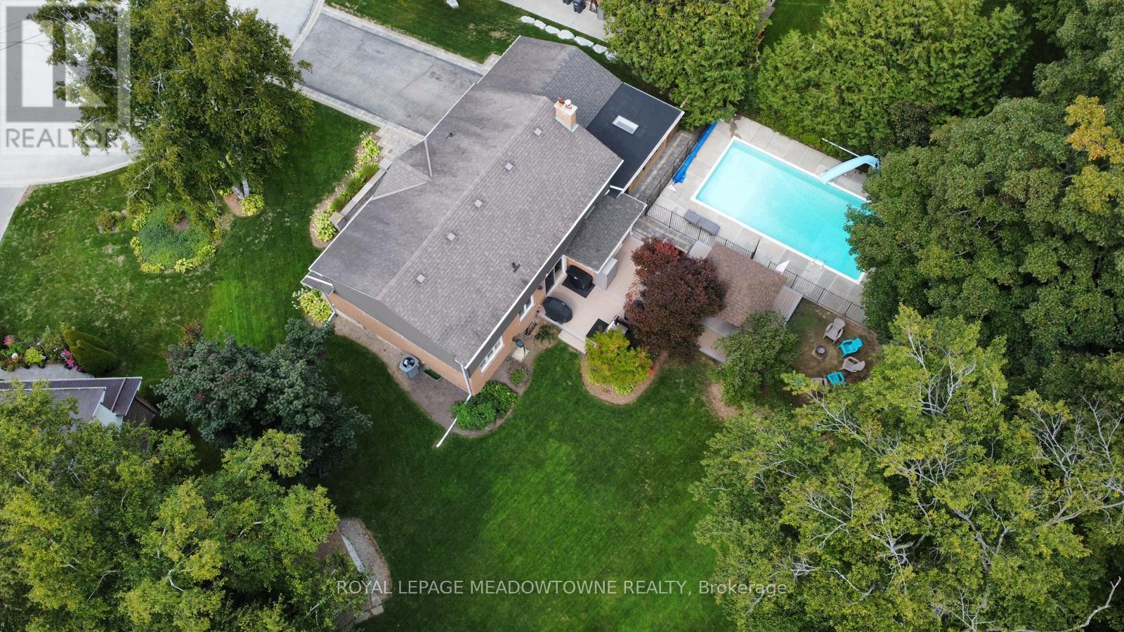 40 Hilltop Drive, Caledon (Caledon East), Ontario  L7C 1H6 - Photo 49 - W12397274