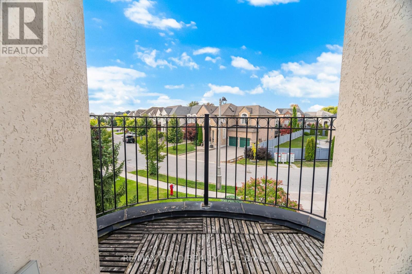 10 Vissini Way, Brampton (Bram East), Ontario  L6P 2W2 - Photo 27 - W12397297