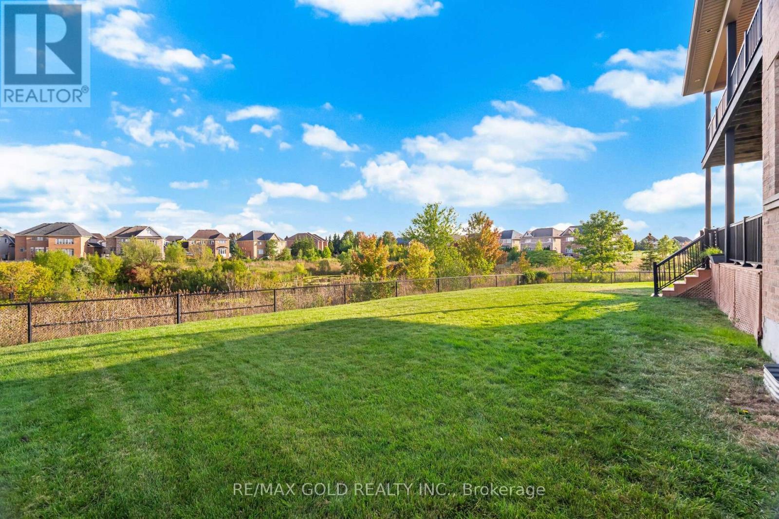 10 Vissini Way, Brampton (Bram East), Ontario  L6P 2W2 - Photo 35 - W12397297
