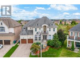 10 Vissini Way, Brampton (Bram East), Ca