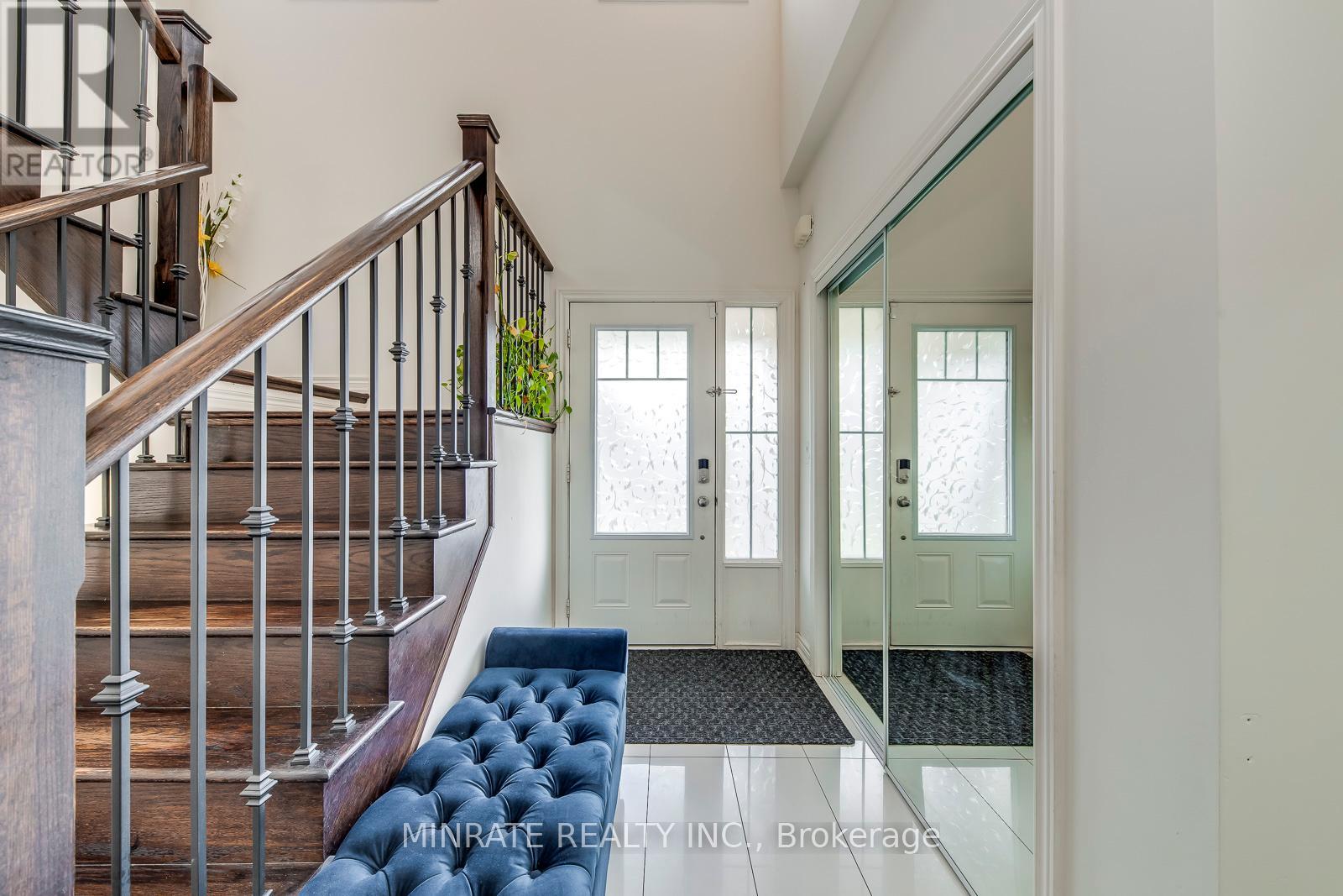 3130 Goodyear Road, Burlington, Ontario  L7M 0Z9 - Photo 3 - W12397311