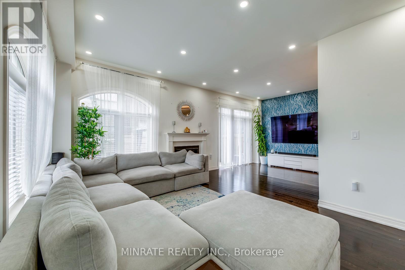 3130 Goodyear Road, Burlington, Ontario  L7M 0Z9 - Photo 7 - W12397311