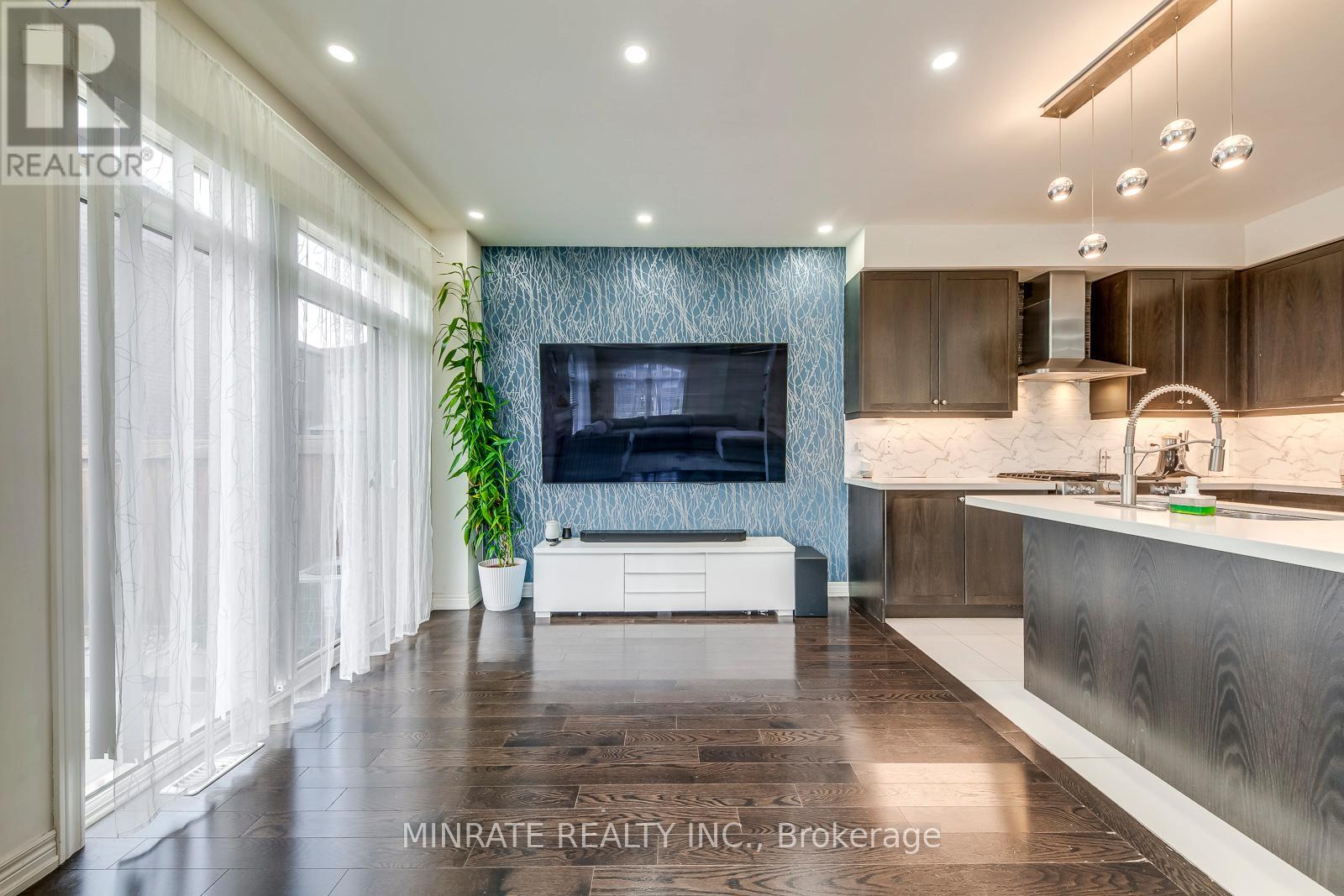 3130 Goodyear Road, Burlington, Ontario  L7M 0Z9 - Photo 9 - W12397311