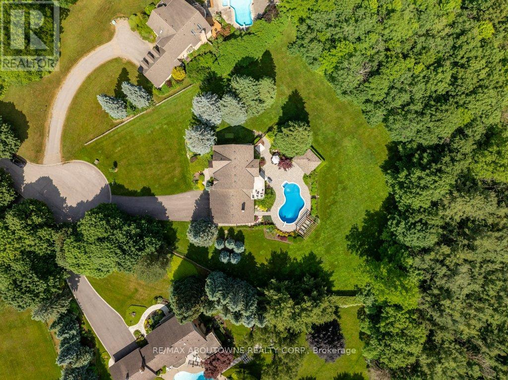 6365 Breckenridge Place, Burlington, Ontario  L7P 0K8 - Photo 44 - W12397325