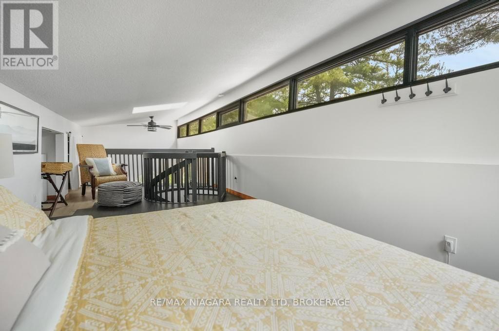 1009 Mercedes Drive N, Minden Hills, Ontario  K0M 2K0 - Photo 14 - X12333110