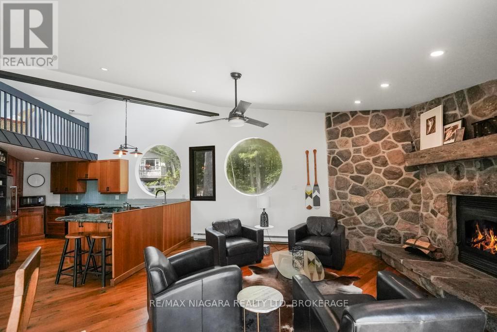 1009 Mercedes Drive N, Minden Hills, Ontario  K0M 2K0 - Photo 19 - X12333110