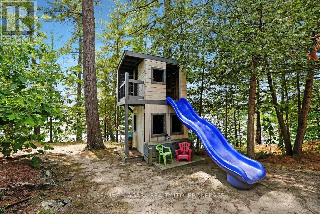 1009 Mercedes Drive N, Minden Hills, Ontario  K0M 2K0 - Photo 32 - X12333110