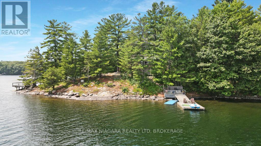 1009 Mercedes Drive N, Minden Hills, Ontario  K0M 2K0 - Photo 44 - X12333110
