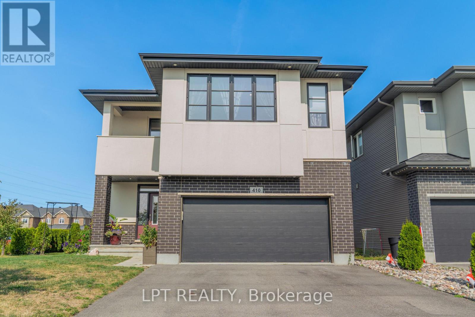 410 Andalusian Crescent, Ottawa, Ontario  K2V 0E3 - Photo 2 - X12396077