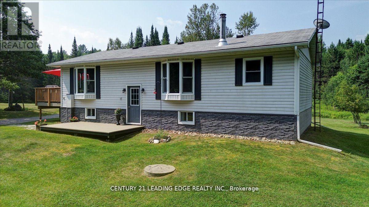 281 CRAWFORD ROAD, Bancroft, Ontario