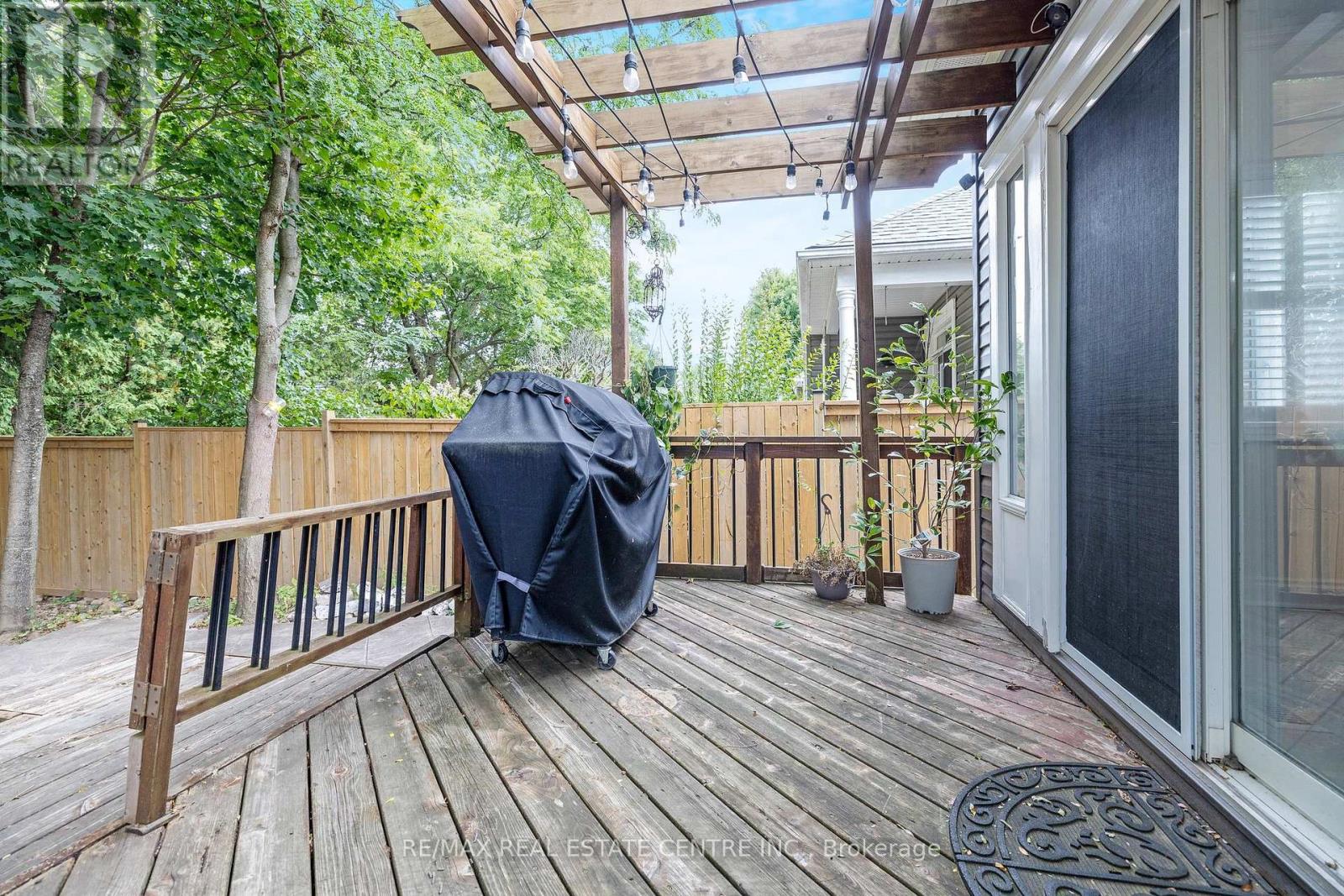 158 Jolliffe Avenue, Guelph/eramosa, Ontario  N0B 2K0 - Photo 37 - X12397127