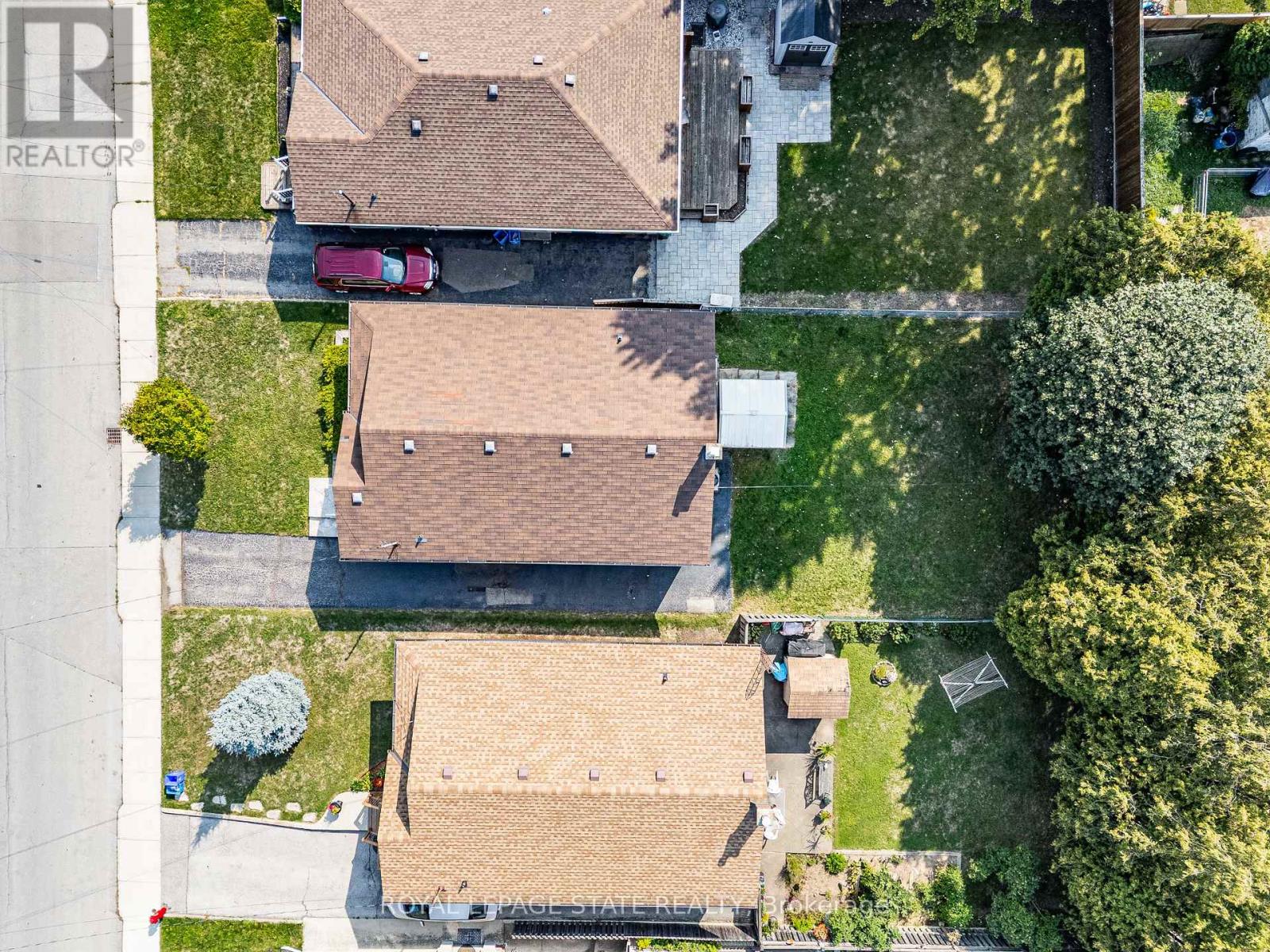 98 East 16th Street, Hamilton, Ontario  L9A 4J3 - Photo 39 - X12397211