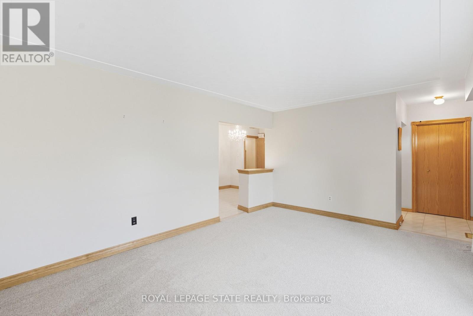 98 East 16th Street, Hamilton, Ontario  L9A 4J3 - Photo 9 - X12397211