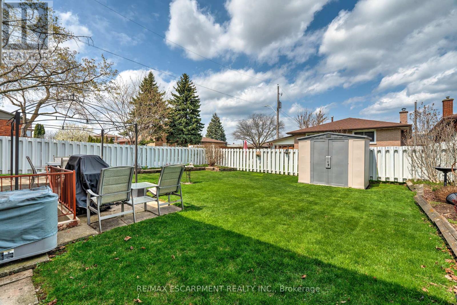 302 Highridge Avenue, Hamilton, Ontario  L8E 3W3 - Photo 36 - X12397264
