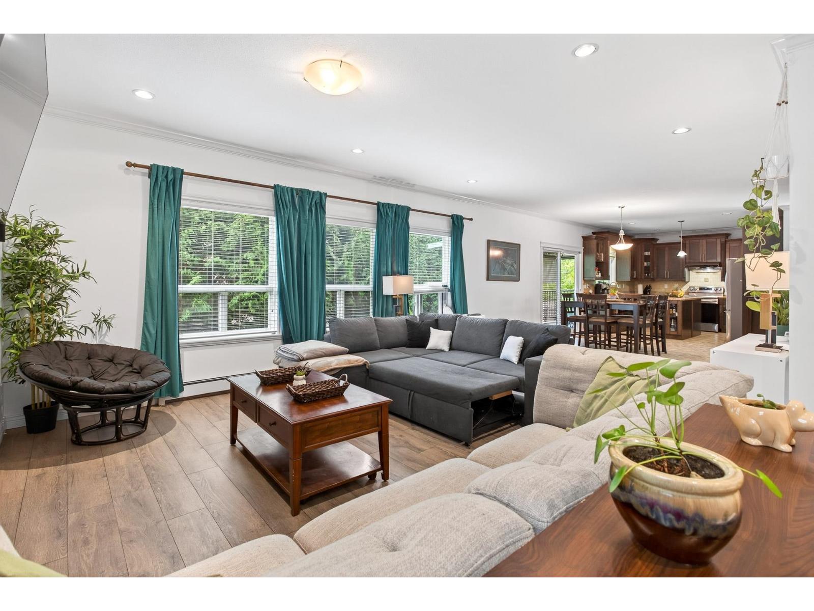 7227 202 Street, Langley, British Columbia  V2Y 3G4 - Photo 6 - R3046604