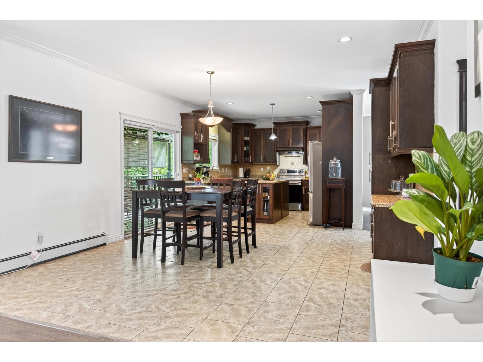 7227 202 Street, Langley, British Columbia  V2Y 3G4 - Photo 7 - R3046604