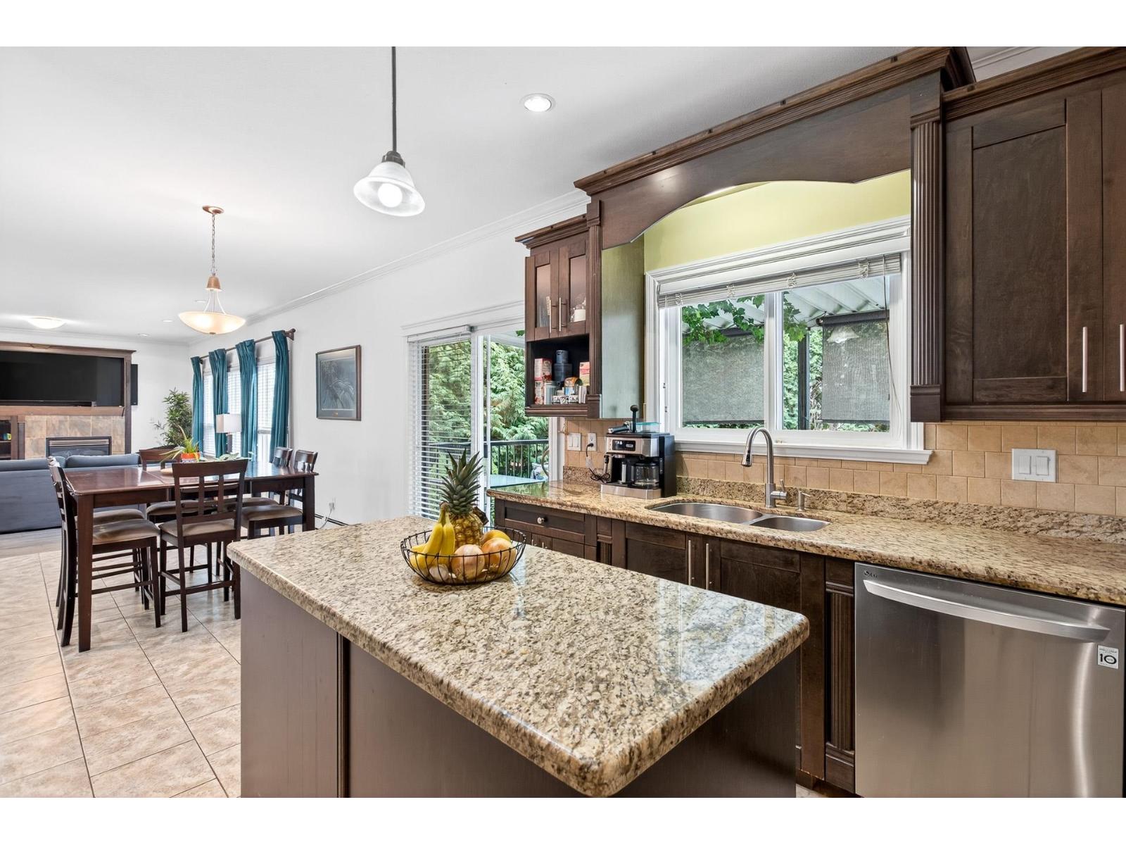 7227 202 Street, Langley, British Columbia  V2Y 3G4 - Photo 11 - R3046604