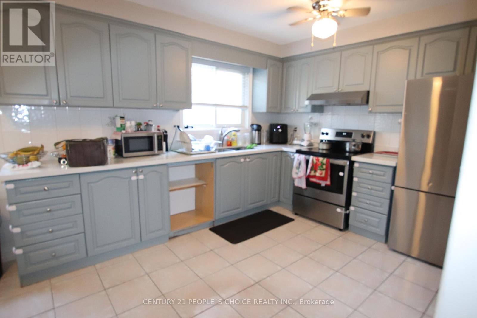 538 Caledonia Road, Toronto, Ontario  M6E 4V4 - Photo 35 - W12394806