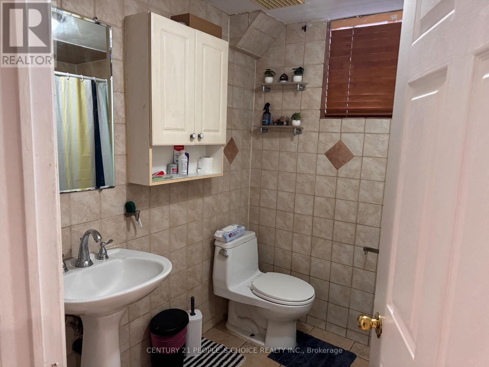 538 Caledonia Road, Toronto, Ontario  M6E 4V4 - Photo 24 - W12394806