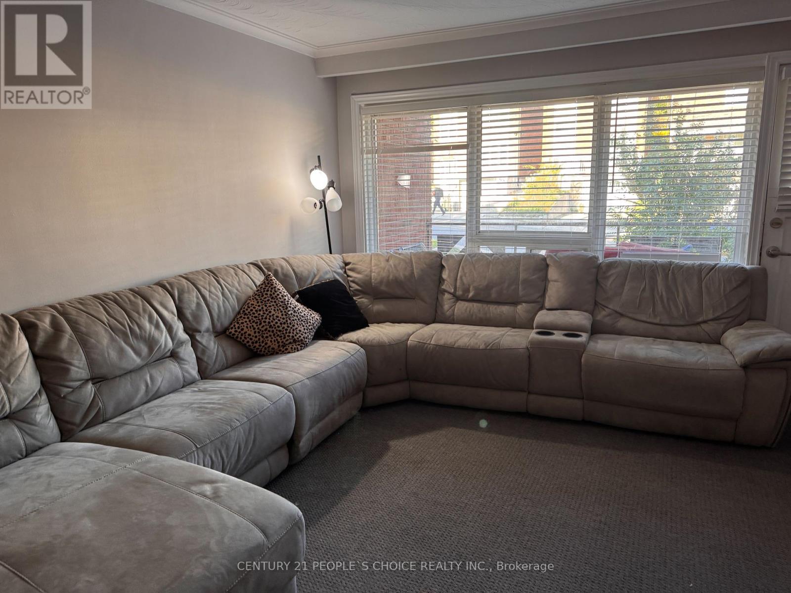 538 Caledonia Road, Toronto, Ontario  M6E 4V4 - Photo 34 - W12394806