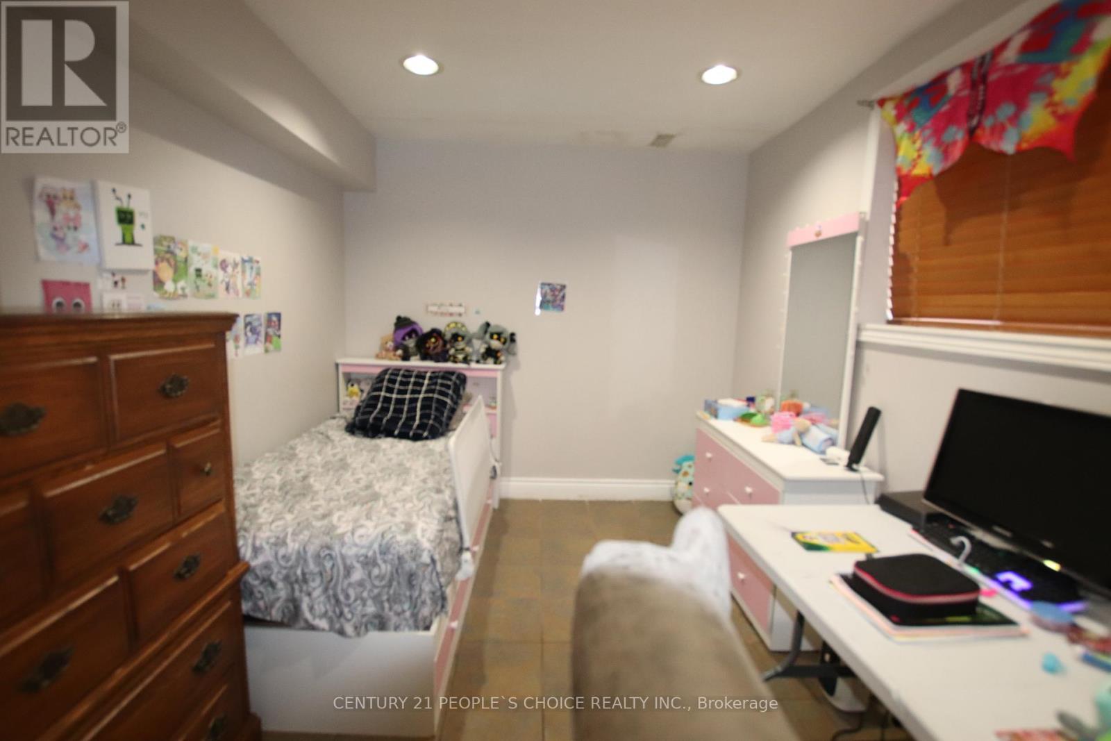 538 Caledonia Road, Toronto, Ontario  M6E 4V4 - Photo 46 - W12394806