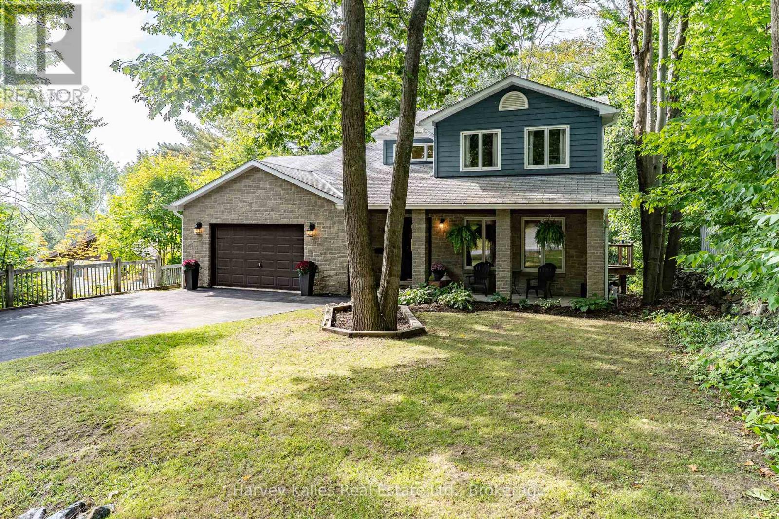 28 QUEEN STREET, Parry Sound, Ontario