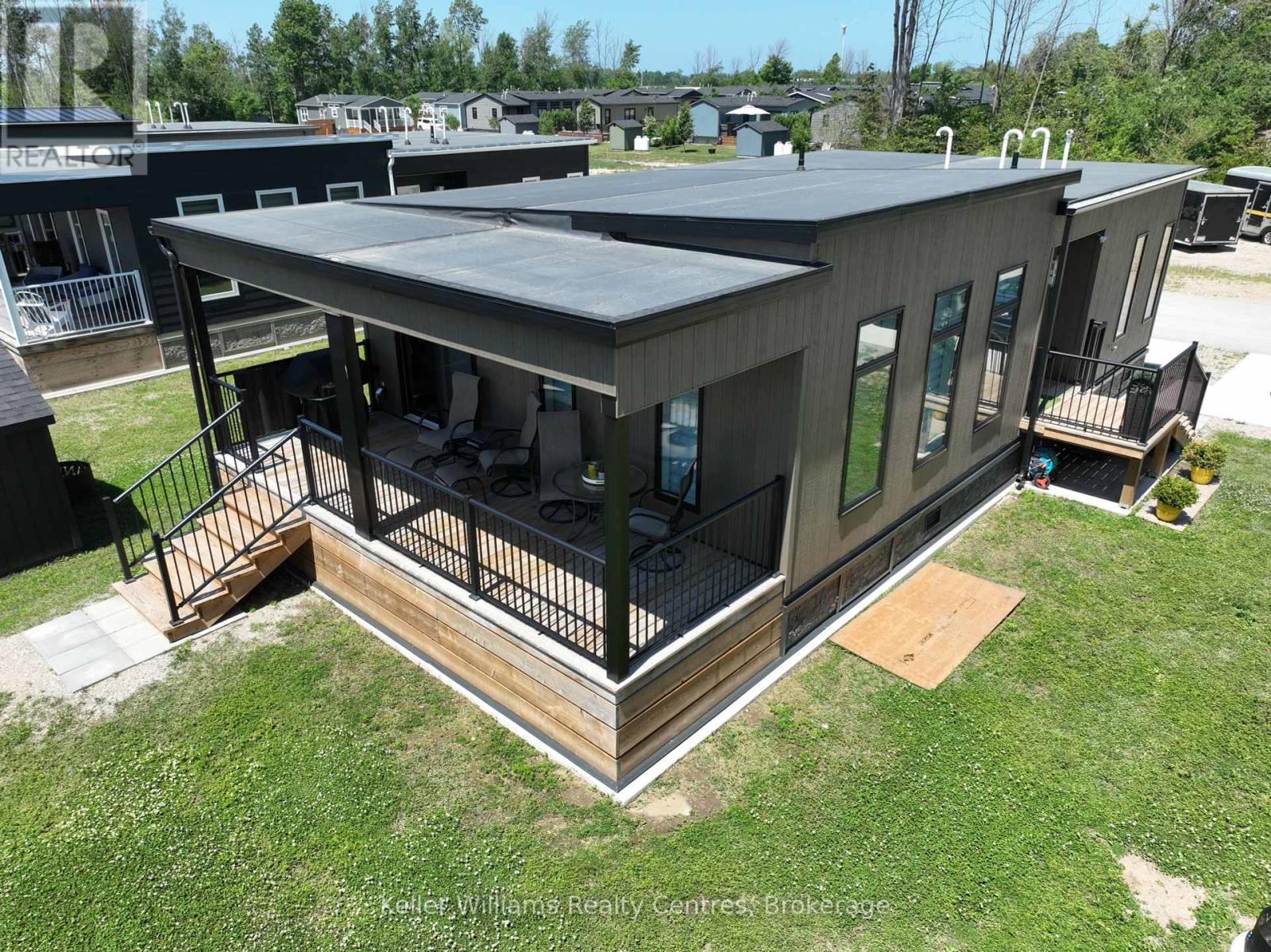 1510 - 5007 Highway 21 Highway, Saugeen Shores, Ontario  N0H 2C5 - Photo 3 - X12245869