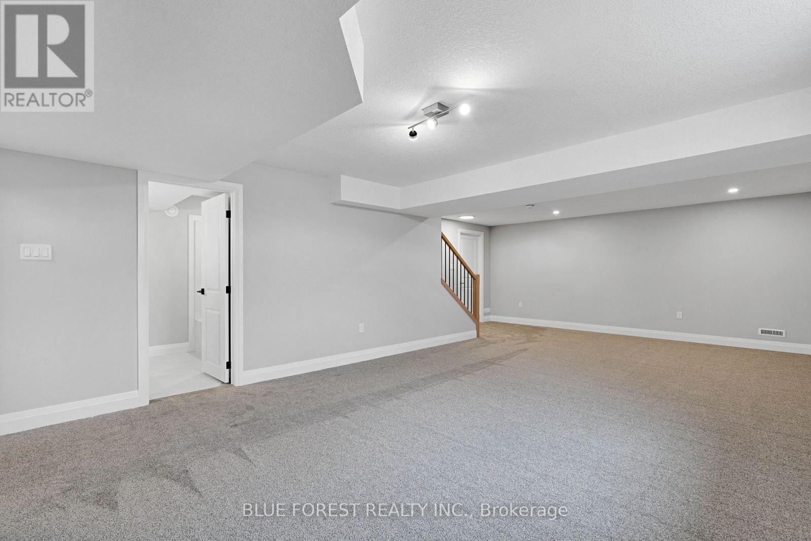 147 Shirley Street, Thames Centre, Ontario  N0M 2P0 - Photo 20 - X12348199