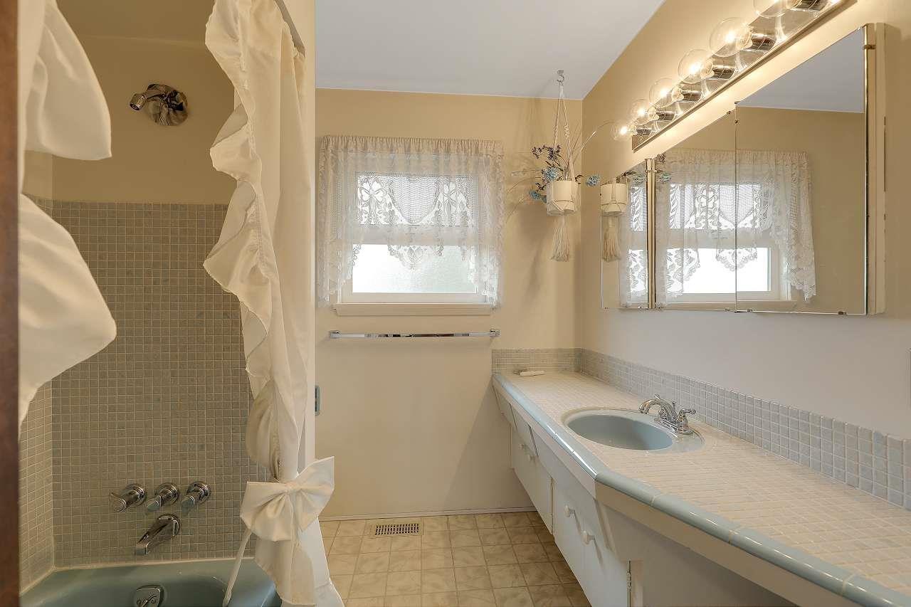 15115 Eagle Place, Surrey, British Columbia  V3R 4W3 - Photo 26 - R3041863