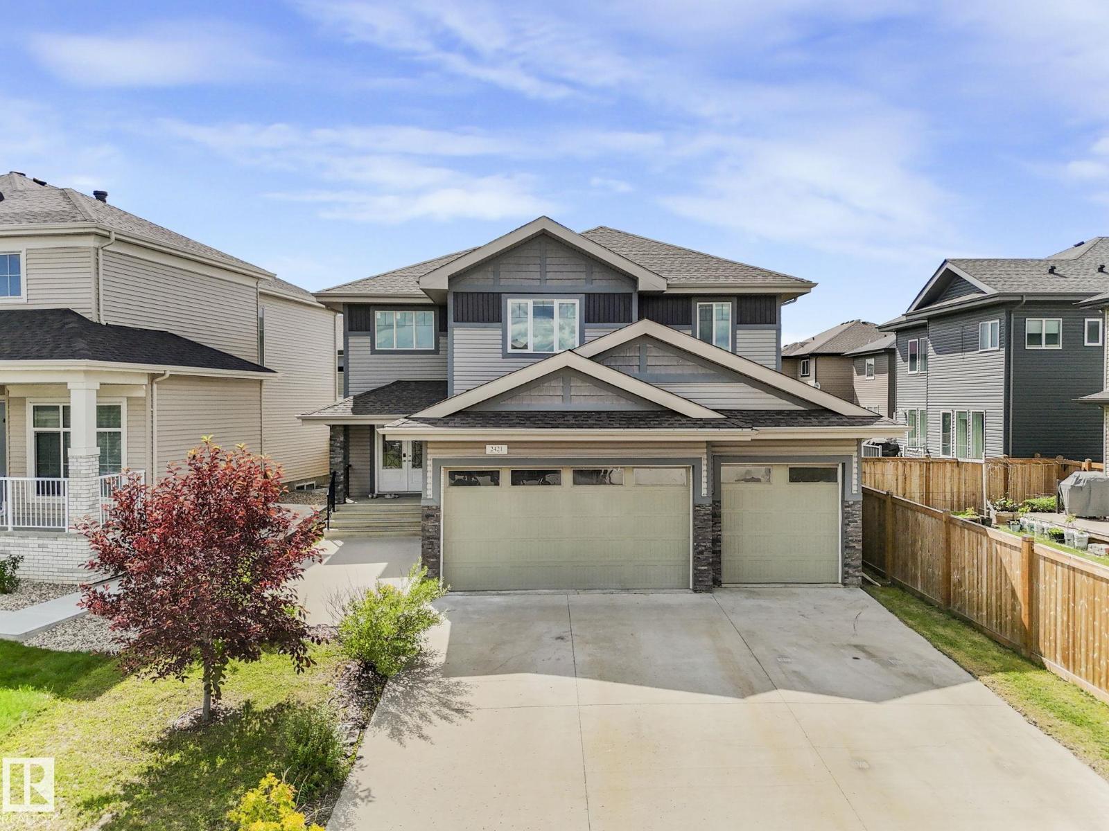 2421 ASHCRAFT CR SW, Edmonton, Alberta