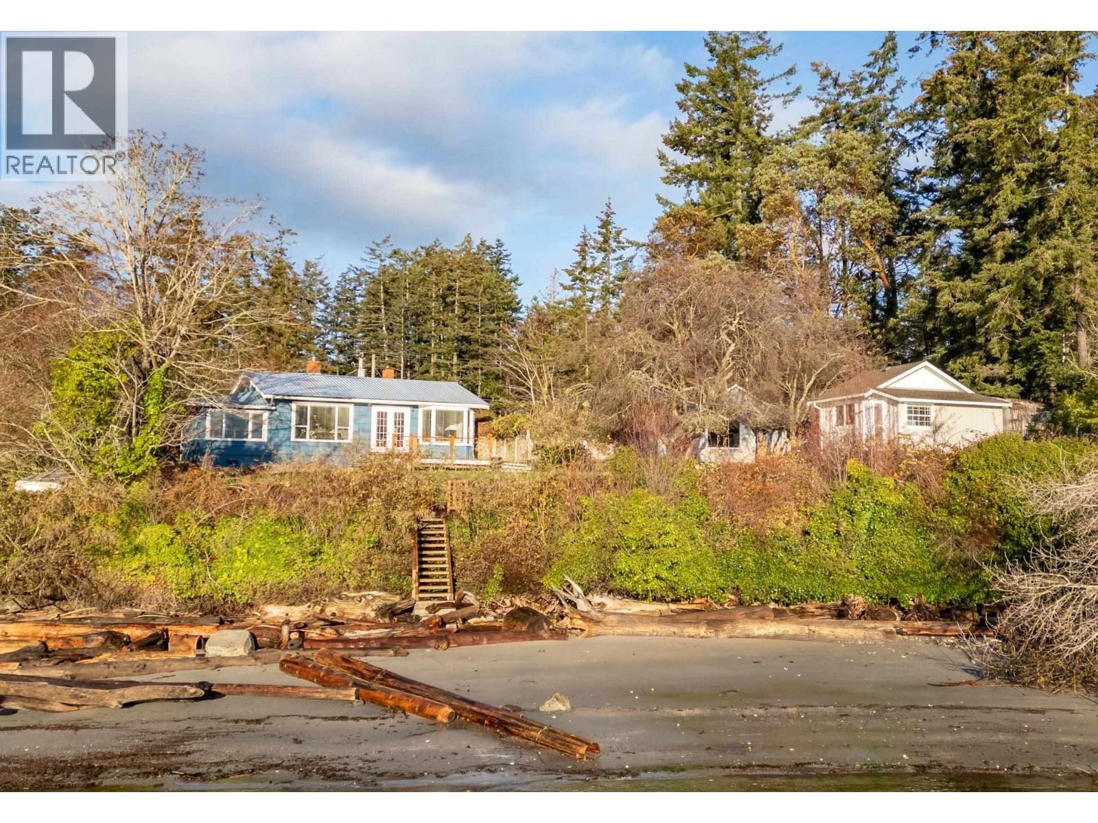 73 MADRONA ROAD, Galiano Island, British Columbia