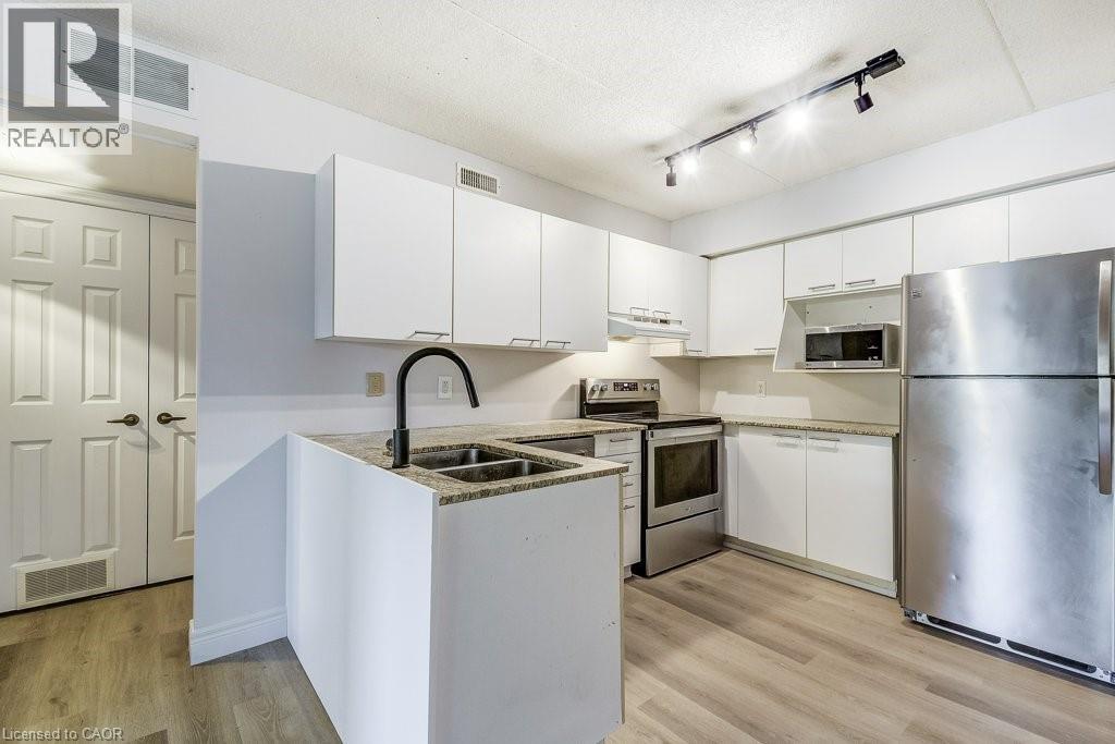 2020 Cleaver Avenue Unit# 107, Burlington, Ontario  L7M 4C2 - Photo 7 - 40768759