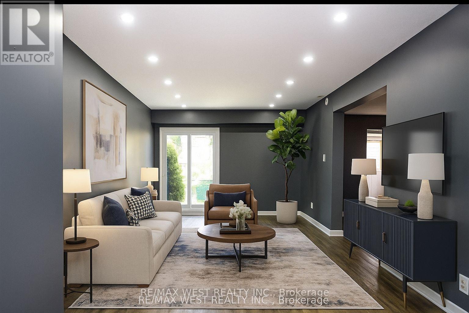 Property at 148 FANSHAWE DRIVE N image 1