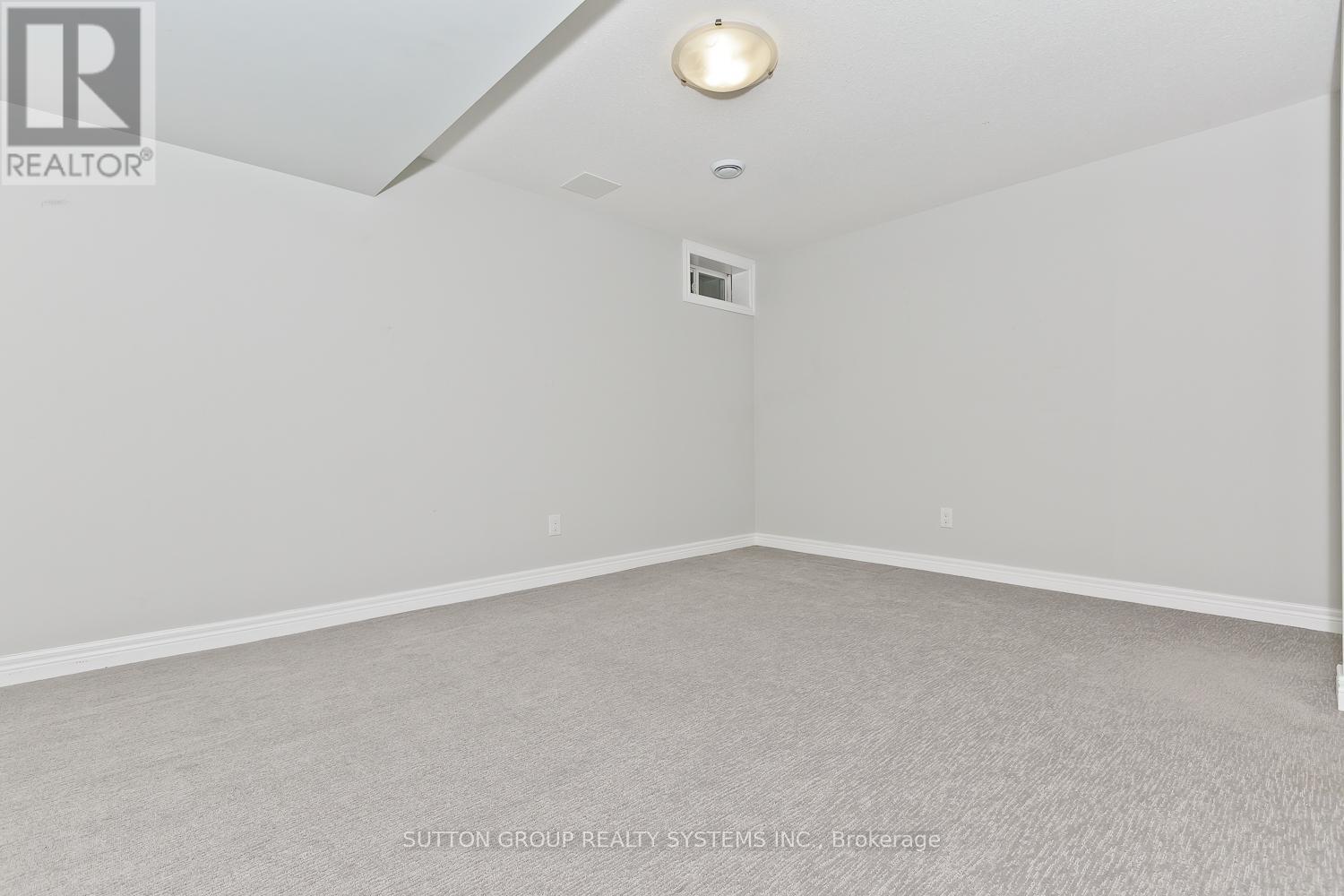 50 - 7768 Ascot Circle, Niagara Falls, Ontario  L2H 3P9 - Photo 27 - X12386434