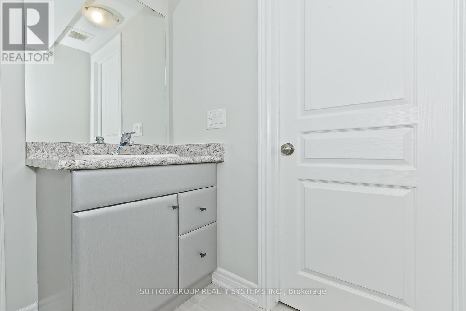 50 - 7768 Ascot Circle, Niagara Falls, Ontario  L2H 3P9 - Photo 31 - X12386434