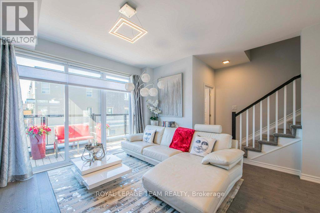 1448 Hemlock Road, Ottawa, Ontario  K1K 4Z8 - Photo 10 - X12397530