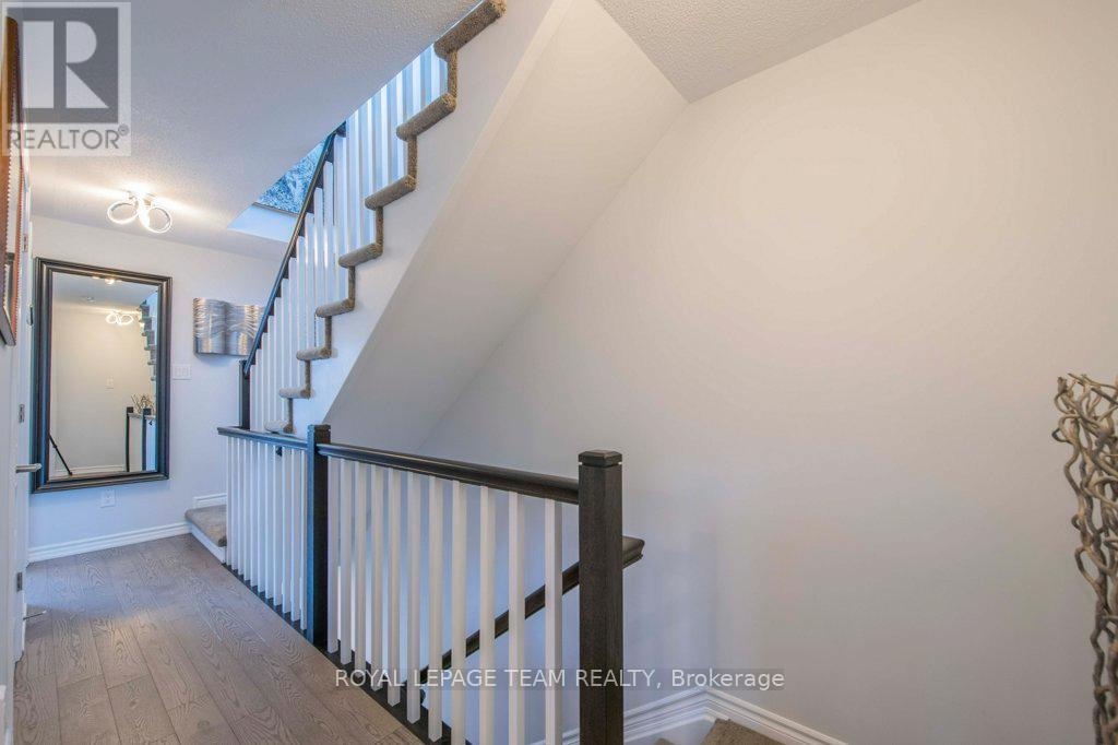 1448 Hemlock Road, Ottawa, Ontario  K1K 4Z8 - Photo 15 - X12397530
