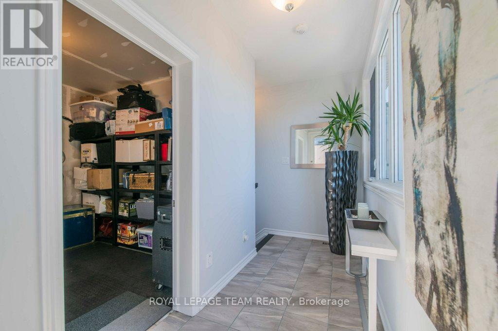 1448 Hemlock Road, Ottawa, Ontario  K1K 4Z8 - Photo 27 - X12397530