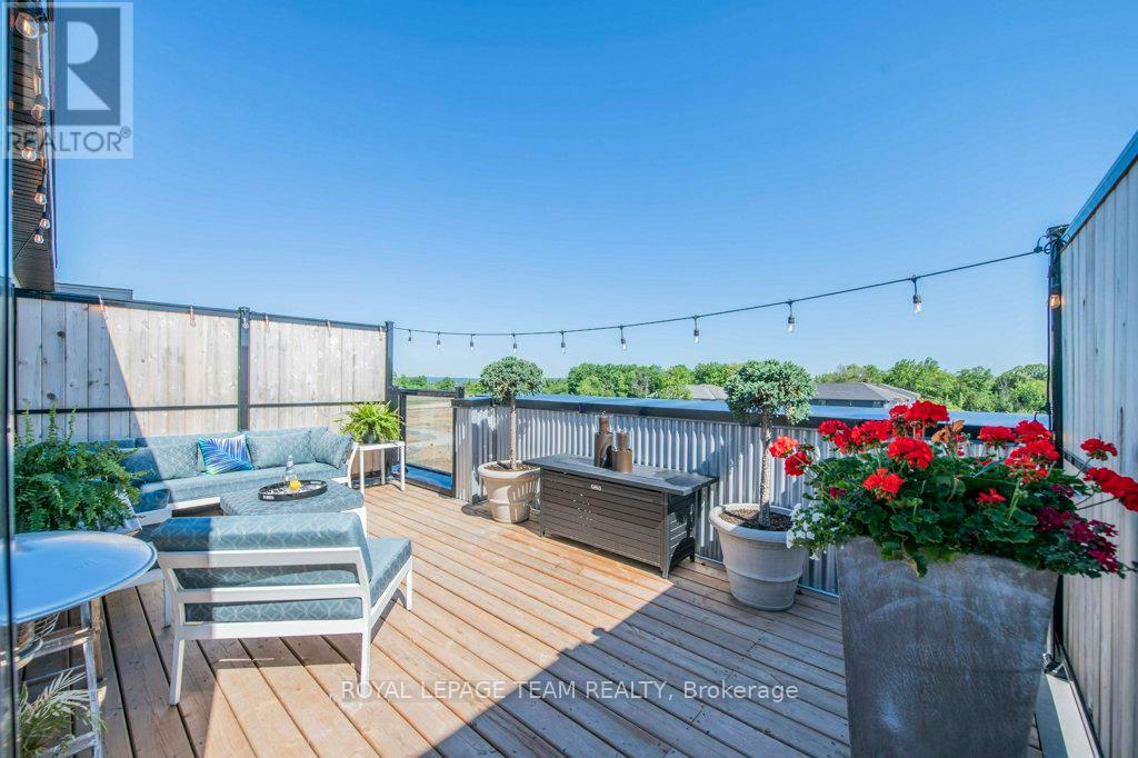 1448 Hemlock Road, Ottawa, Ontario  K1K 4Z8 - Photo 29 - X12397530