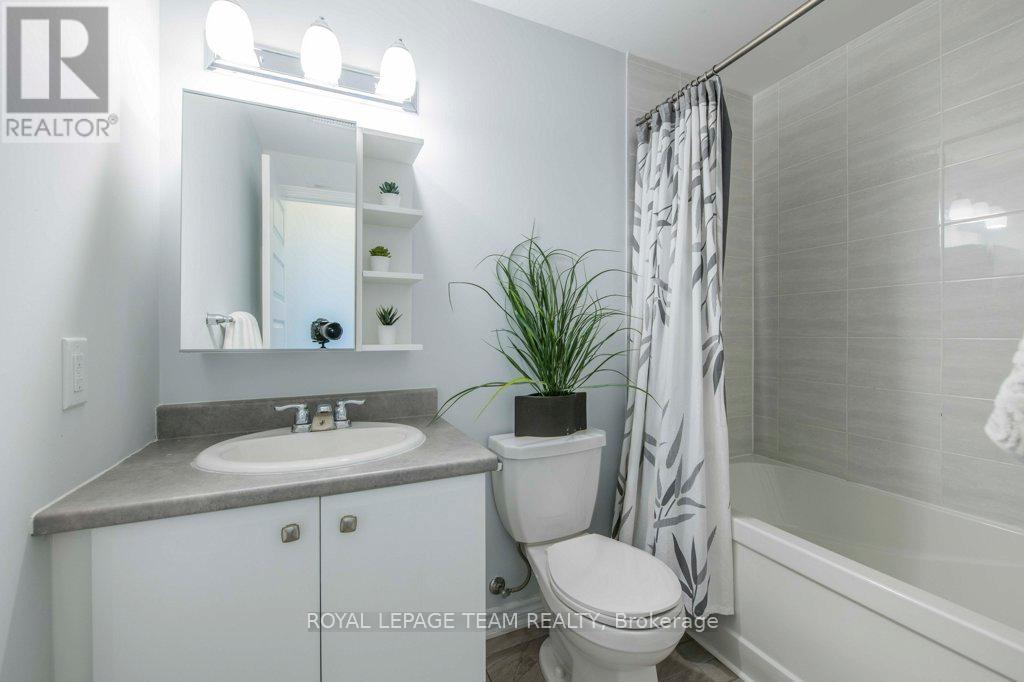 1448 Hemlock Road, Ottawa, Ontario  K1K 4Z8 - Photo 33 - X12397530