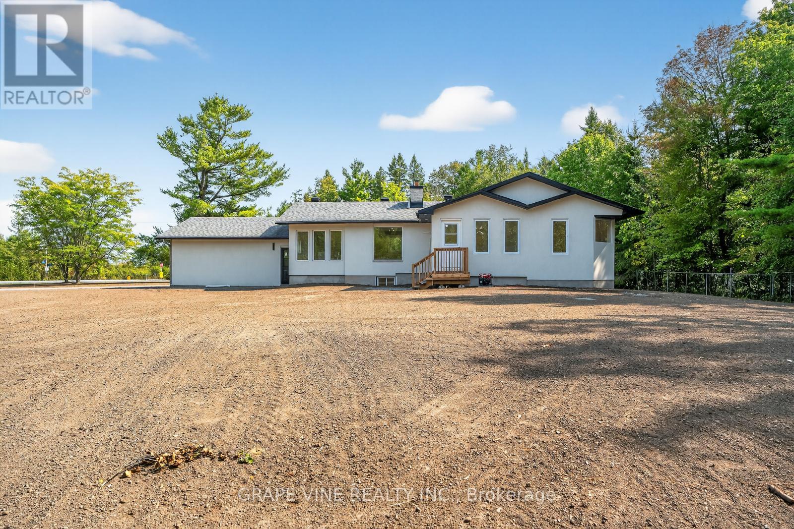 Property at 135 MANION ROAD image 4