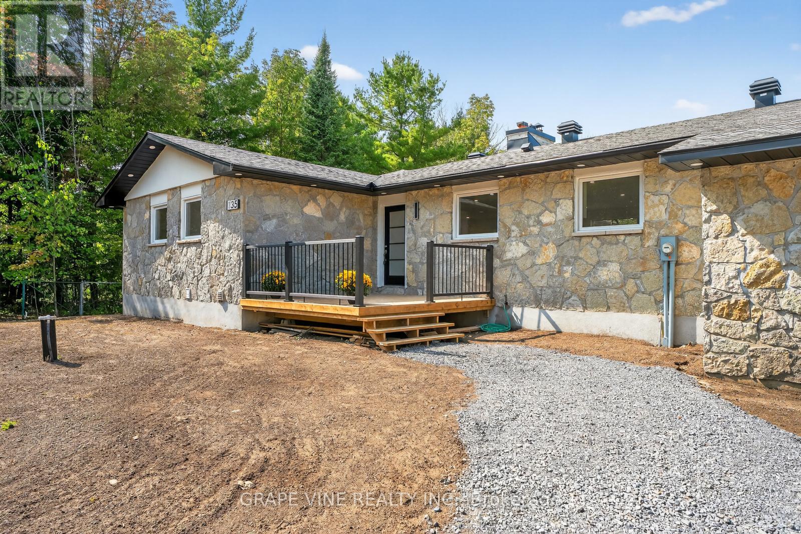Property at 135 MANION ROAD image 5