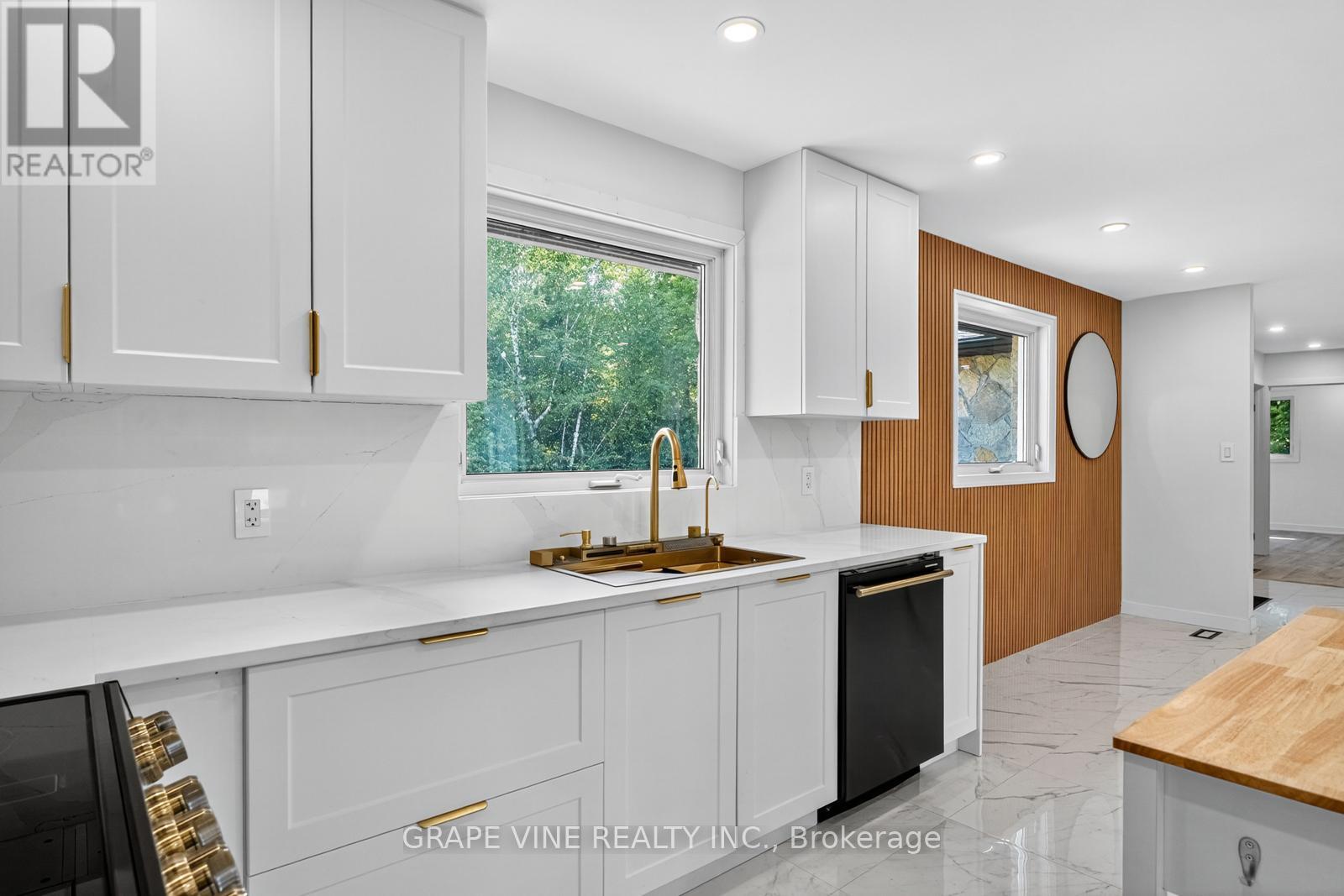 135 Manion Road, Ottawa, Ontario  K0A 1L0 - Photo 7 - X12397558