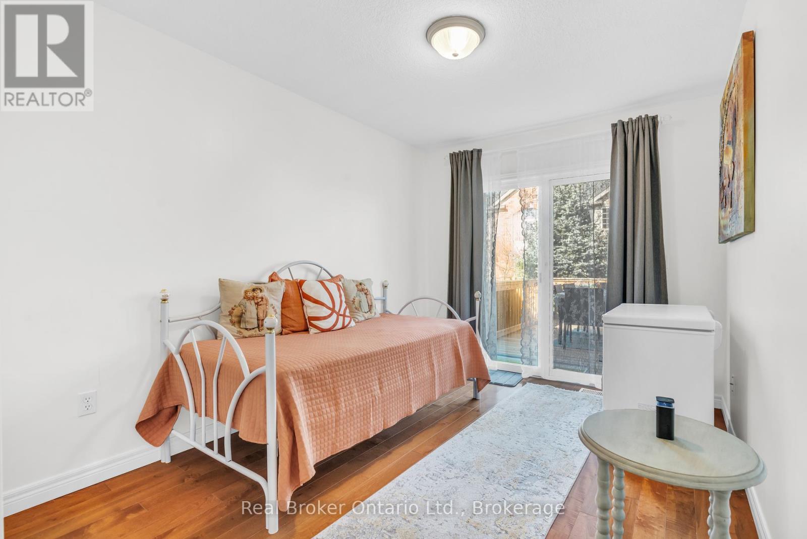26 Sinclair Street, Guelph, Ontario  N1L 1R6 - Photo 17 - X12397539