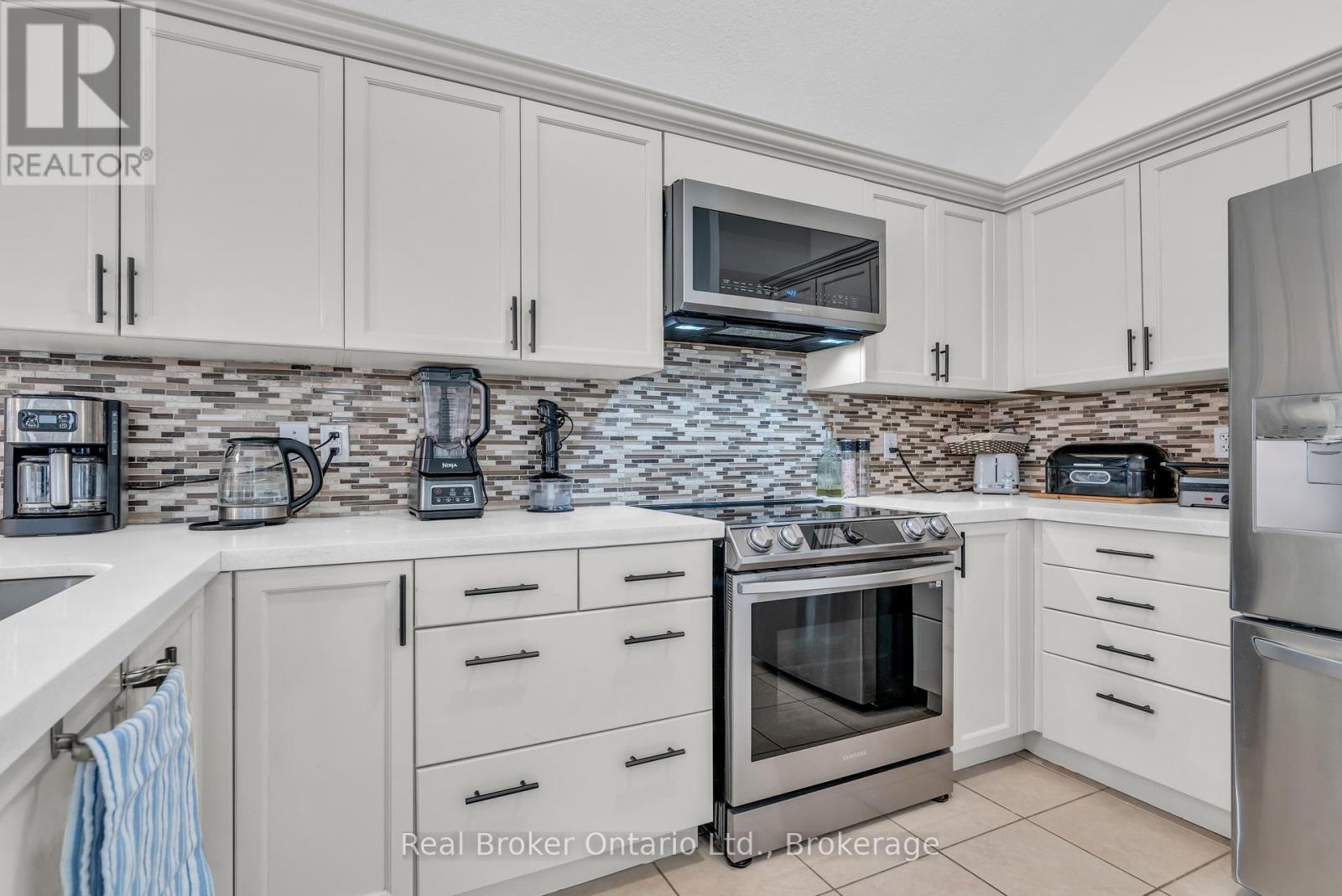 26 Sinclair Street, Guelph, Ontario  N1L 1R6 - Photo 8 - X12397539