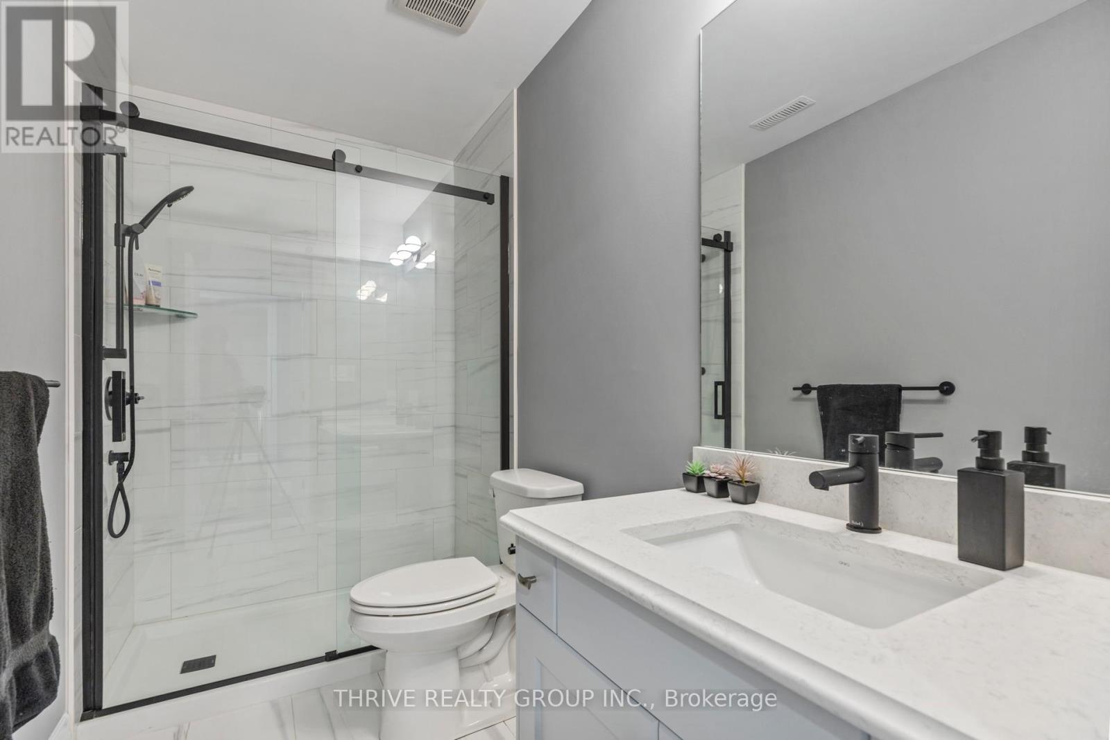 102 Phibbs Street, Lambton Shores, Ontario  N0N 1J0 - Photo 24 - X12397472
