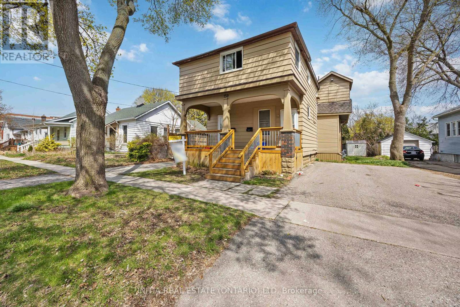 150 College Avenue N, Sarnia, Ontario  N7T 6B3 - Photo 1 - X12397535
